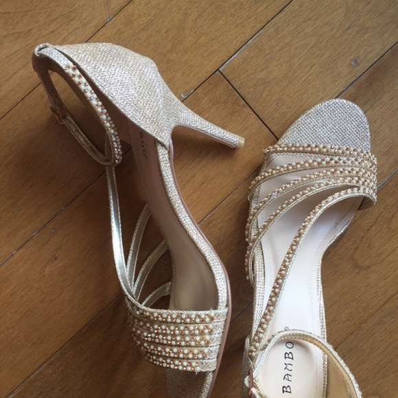 Women shoes 10 - Picture 3 of 5